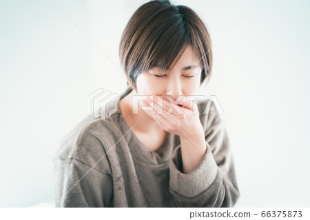 打噴嚏 噴嚏 睡衣 66375873