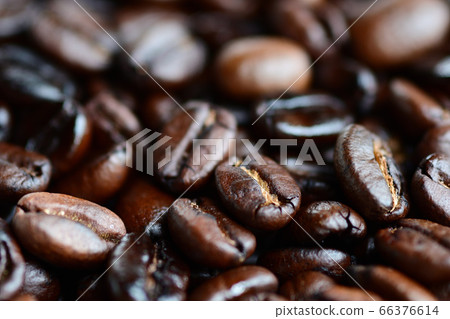 Coffee beans mocha 66376614