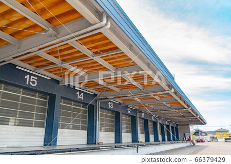 Logistics warehouse 66379429