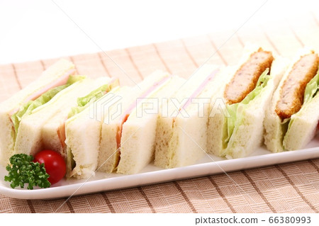 手工三明治，有些不規則 66380993