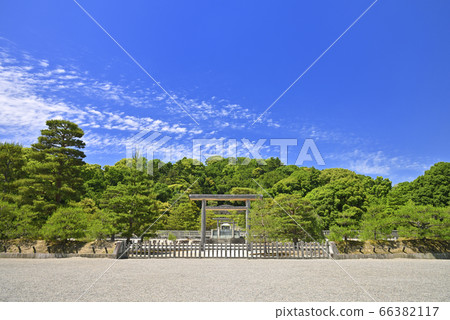 Empress Shoken, Fushimi Momoyama Tomb (Fushimi Ward, Kyoto City, Kyoto Prefecture) 66382117