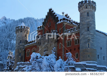 [Germany] Neuschweinstein Castle 66382307