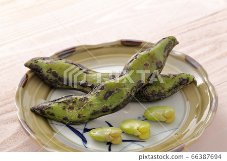 烤蠶豆作為零食（初姬） 66387694