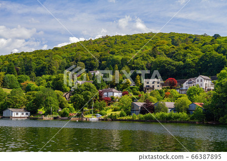 Beautiful nature landscape around Lake Windermere Beautiful nature landscape around Lake Windermere 66387895