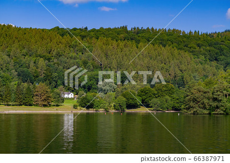 Beautiful nature landscape around Lake Windermere Beautiful nature landscape around Lake Windermere 66387971