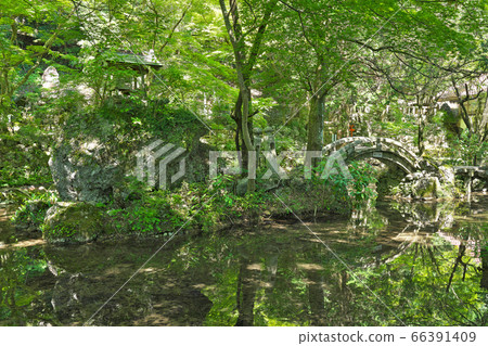 [Sacred temple] Sakamoto, Fujiwara-cho, Inabe-shi, Mie 66391409