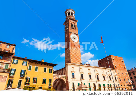 Torre dei Lamberti in Verona 66392011