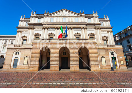 La Scala opera house, Milan 66392174