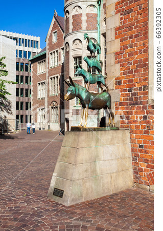 Bremen Town Musicians statue, Germany 66392305