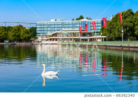 Courtyard Marriott Hannover Maschsee hotel 66392340