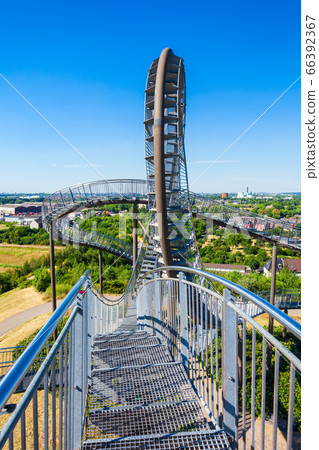 Tiger and Turtle installation, Duisburg Tiger and Turtle installation, Duisburg 66392367