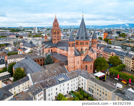 Mainz cathedral aerial view, Germany Mainz cathedral aerial view, Germany 66392599