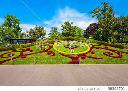 Flower clock in Geneva, Switzerland 66392701