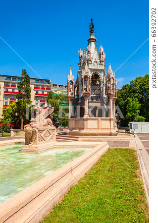Brunswick Monument mausoleum, Geneva 66392702