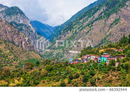 Himalaya mountains panoramic landscape, India Himalaya mountains panoramic landscape, India 66392944