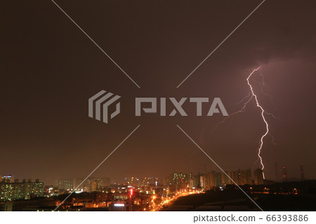 A night sky with lightning A night sky with lightning 66393886
