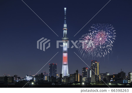 東京晴空塔和煙火組合 66398263