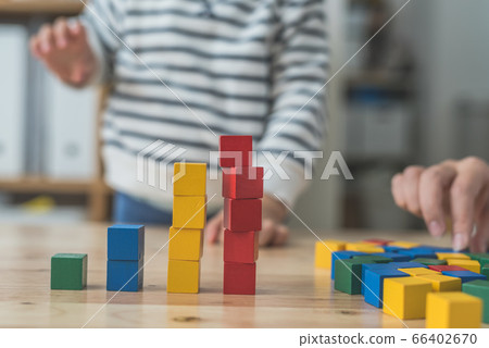 Children playing with blocks 66402670