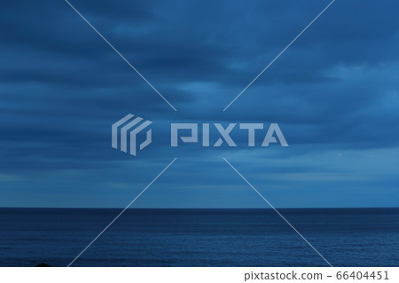 海景夜書 66404451