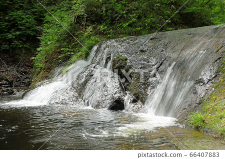 福島縣泉瀑溪惠之森忠見町 照片素材 圖片 圖庫