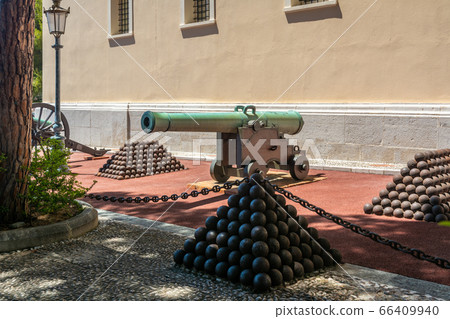 Cannon at Palace of Prince of Monaco 66409940