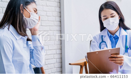 女醫生焦慮症患者諮詢人材料 66411153