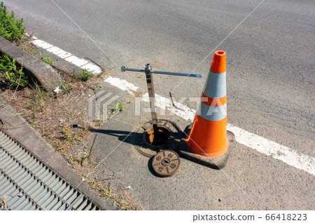 自來水廠設施工作閥檢修孔 66418223