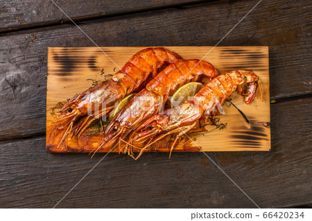 Glamping barbecue Wood Plank barbecue of seafood Glamping barbecue Wood Plank barbecue of seafood 66420234