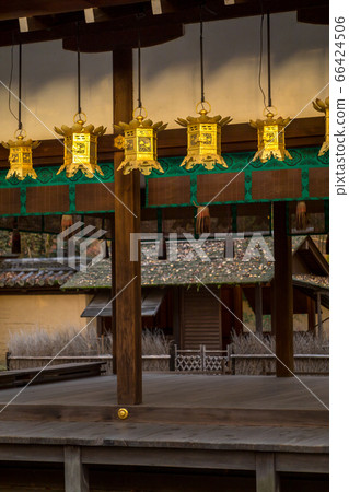 Shimogamo Shrine, Sensha/Kawai Shrine, Suspended lantern worship hall and Kamo Nagaaki's "Hojo-an" 66424506