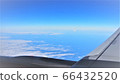 從飛機上看[飛行中] 66432520