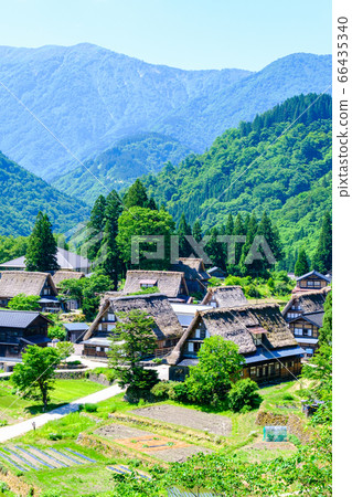 初夏愛倉合掌祖里村 66435340