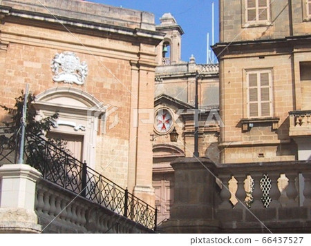 Malta _ Vitgliosa _ coat of arms 66437527