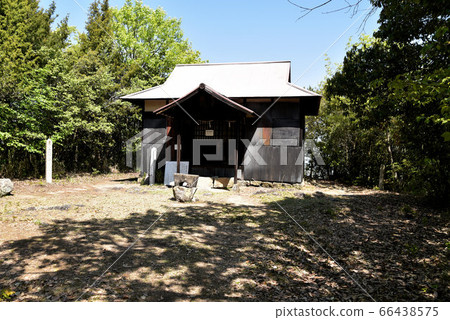 Shinjoyama Castle Honmaru, Ishitetsu Shrine, Higashi-ku, Okayama City, Okayama Prefecture 66438575