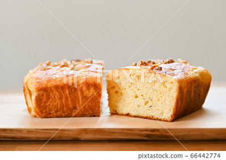 手工製作的磅蛋糕 手工製作的磅蛋糕 66442774