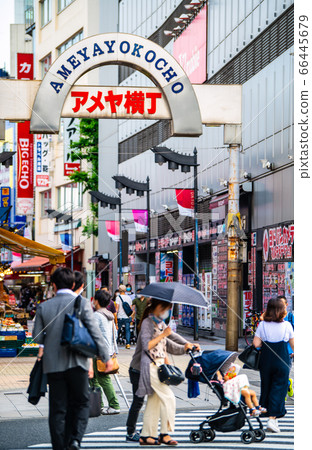 俯瞰Amaya橫町的日本東京城市景觀 俯瞰Amaya橫町的日本東京城市景觀 66445679