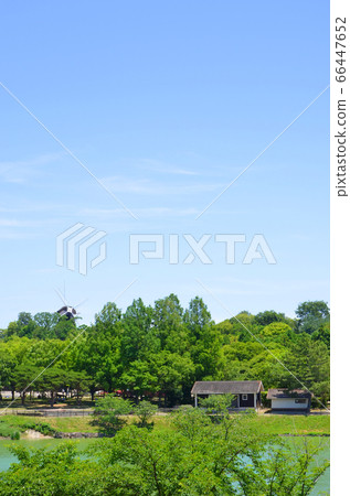Tsurumi Ryokuchi Park in early summer (Osaka) Tsurumi Ryokuchi Park in early summer (Osaka) 66447652