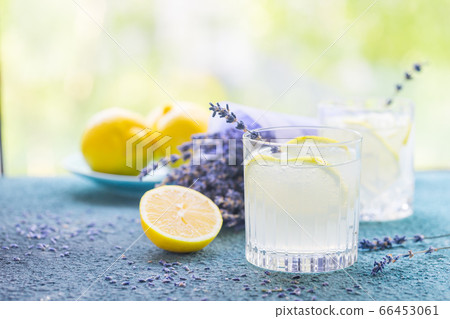 Lemonade with lemons and lavender 66453061