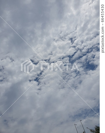 多雲的天空 多雲的天空 66455430