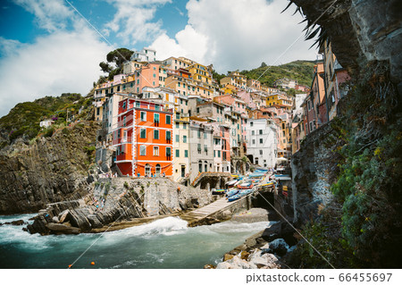 Classic view of Riomaggiore, Cinque Terre, Italy Classic view of Riomaggiore, Cinque Terre, Italy 66455697