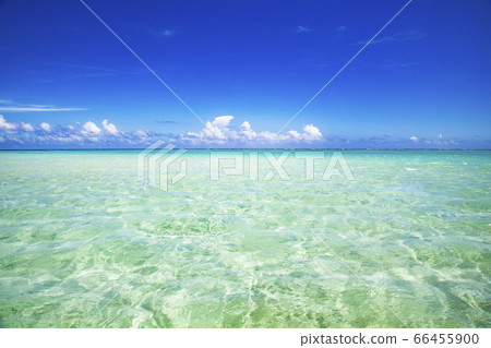 Seascape of Yoron Island as seen from Yurigahama 66455900