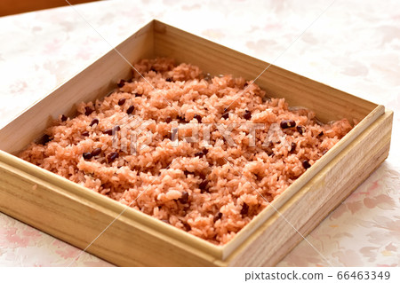 Red rice with celebration 66463349