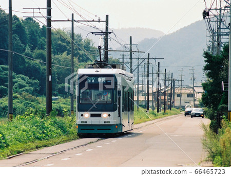 Meitetsu Minomachi Line running near Kami-akutami 66465723