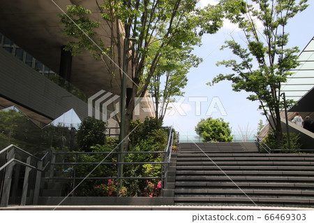 I took a walk around Futakotamagawa Station on a sunny day I took a walk around Futakotamagawa Station on a sunny day 66469303