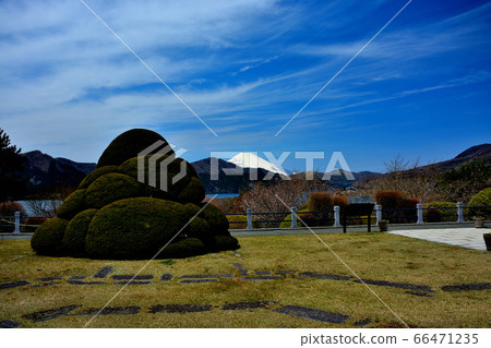 從中央廣場看箱根公園(縣立箱根公園),神奈川縣,箱根町,箱根立急,富士山和蘆之湖(1) 從中央廣場看箱根公園(縣立箱根公園),神奈川縣,箱根町,箱根立急,富士山和蘆之湖(1) 66471235