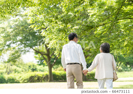 年長的夫婦旅行第二人生 66473111
