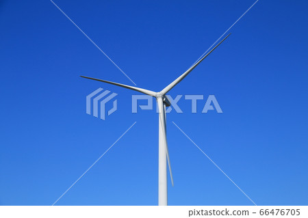 藍天的發電風車[單個單元] 66476705