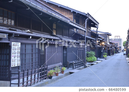 [Gifu Prefecture Takayama City] Hida Takayama Old Townscape/Evening Scene 66480599