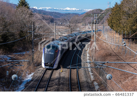 JR East E353 Series Limited Express Azusa (curve) 66481337