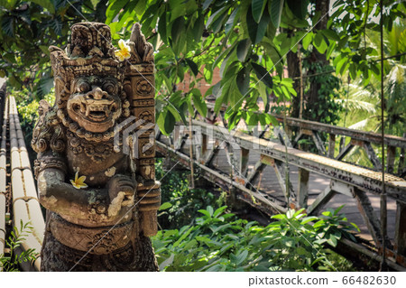 Traditional Balinese guardian statue 66482630