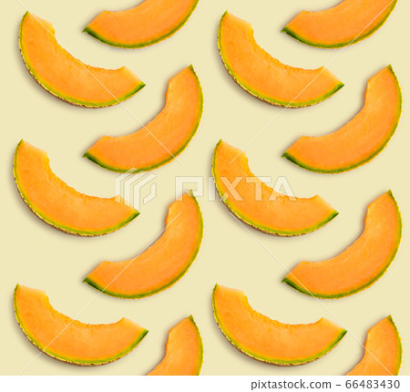 Colorful seamles fruit pattern of melon slices 66483430